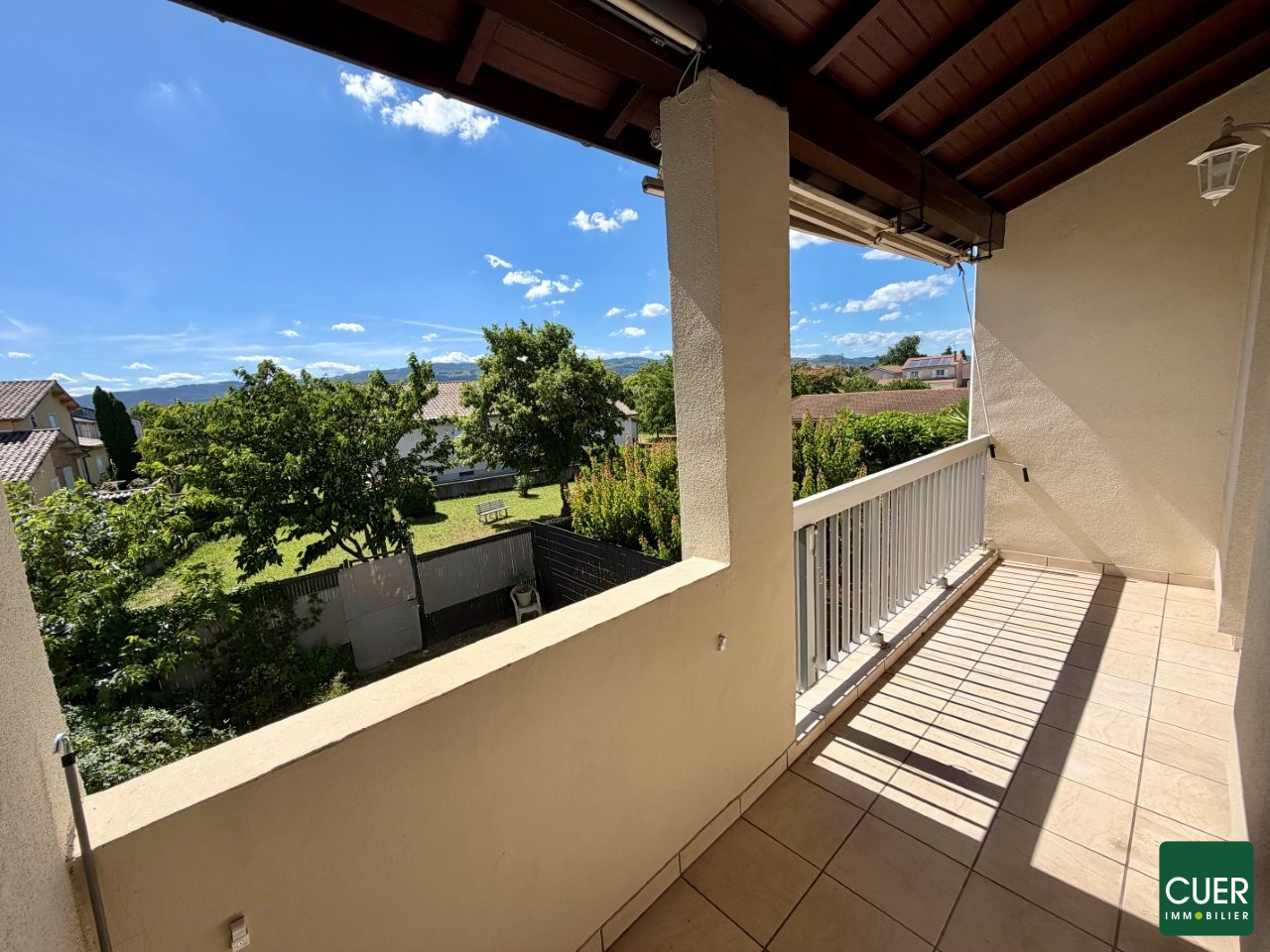 Appartement T2 de 50 m2 avec garage.